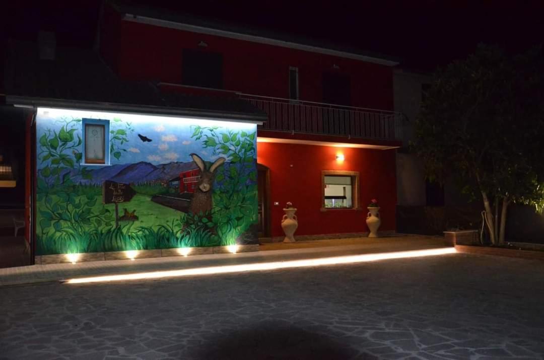 La Tana Delle Lepri Bed & Breakfast Morolo Bagian luar foto