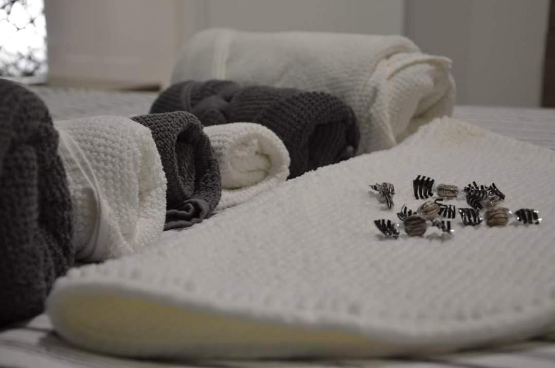 La Tana Delle Lepri Bed & Breakfast Morolo Bagian luar foto